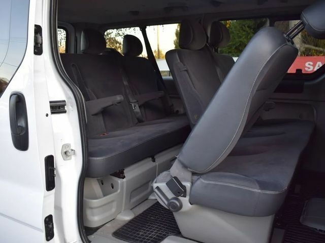 Белый Рено Трафик, объемом двигателя 2 л и пробегом 200 тыс. км за 8100 $, фото 7 на Automoto.ua