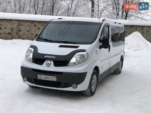 Белый Рено Трафик, объемом двигателя 2 л и пробегом 273 тыс. км за 14700 $, фото 1 на Automoto.ua