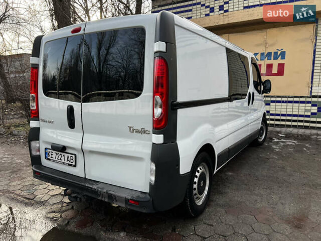 Белый Рено Трафик, объемом двигателя 2 л и пробегом 276 тыс. км за 13500 $, фото 27 на Automoto.ua