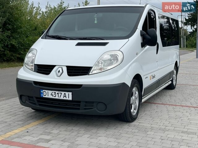Белый Рено Трафик, объемом двигателя 2 л и пробегом 270 тыс. км за 14500 $, фото 4 на Automoto.ua