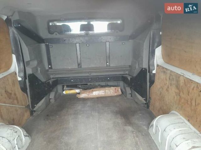 Білий Рено Трафік, об'ємом двигуна 2 л та пробігом 316 тис. км за 10500 $, фото 10 на Automoto.ua