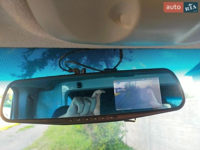Білий Рено Трафік, об'ємом двигуна 2 л та пробігом 307 тис. км за 9990 $, фото 15 на Automoto.ua