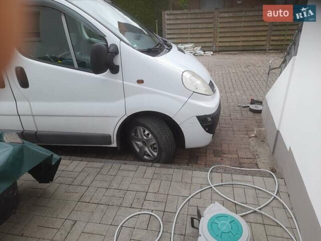 Білий Рено Трафік, об'ємом двигуна 2 л та пробігом 316 тис. км за 10500 $, фото 12 на Automoto.ua