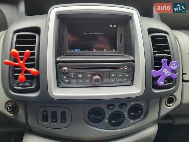 Рено Трафик 2012 в Виннице на Automoto.ua Белый Рено Трафик, объемом двигателя 2 л и пробегом 288 тыс. км за 9800 $, фото 28 на Automoto.ua