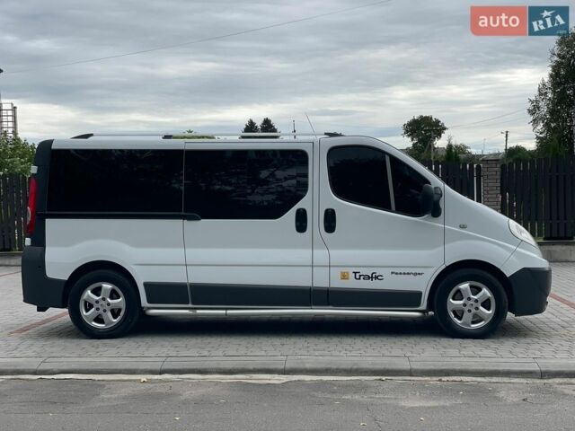 Белый Рено Трафик, объемом двигателя 2 л и пробегом 270 тыс. км за 14500 $, фото 11 на Automoto.ua