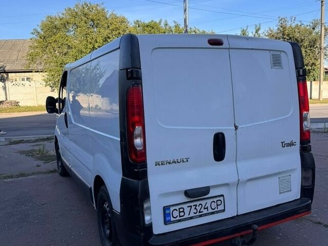 Белый Рено Трафик, объемом двигателя 2 л и пробегом 417 тыс. км за 9200 $, фото 4 на Automoto.ua