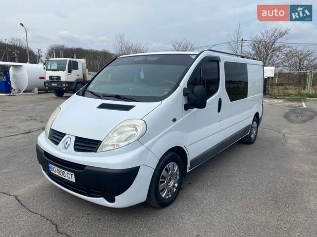 Белый Рено Трафик, объемом двигателя 2 л и пробегом 320 тыс. км за 12250 $, фото 13 на Automoto.ua
