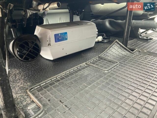 Белый Рено Трафик, объемом двигателя 2 л и пробегом 320 тыс. км за 12250 $, фото 46 на Automoto.ua