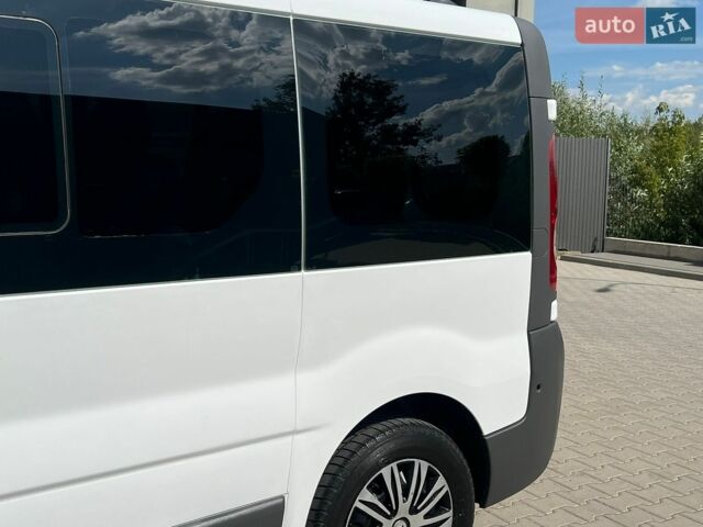 Білий Рено Трафік, об'ємом двигуна 2 л та пробігом 273 тис. км за 11950 $, фото 15 на Automoto.ua