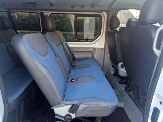 Белый Рено Трафик, объемом двигателя 2 л и пробегом 281 тыс. км за 8000 $, фото 14 на Automoto.ua