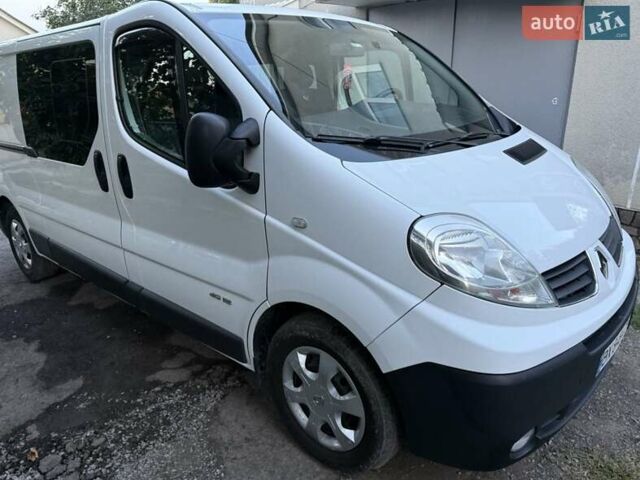 Белый Рено Трафик, объемом двигателя 2 л и пробегом 255 тыс. км за 14500 $, фото 8 на Automoto.ua