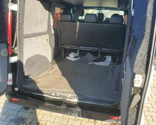 Белый Рено Трафик, объемом двигателя 2 л и пробегом 350 тыс. км за 12750 $, фото 14 на Automoto.ua