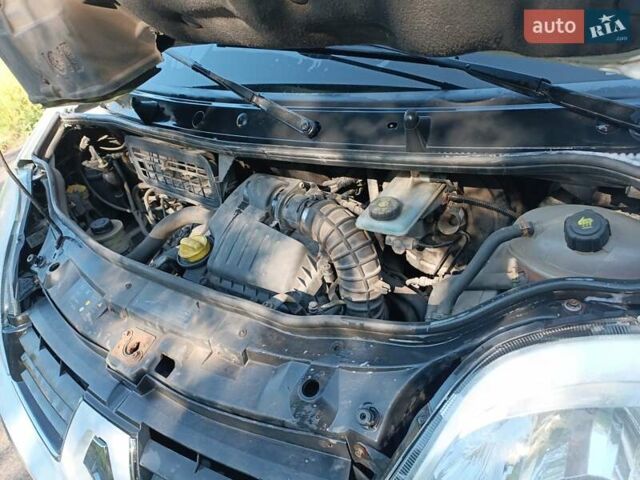 Білий Рено Трафік, об'ємом двигуна 2 л та пробігом 299 тис. км за 9999 $, фото 14 на Automoto.ua