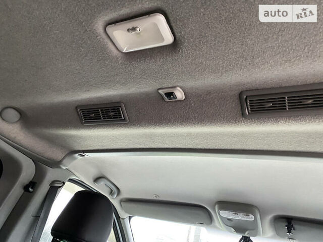 Білий Рено Трафік, об'ємом двигуна 2 л та пробігом 200 тис. км за 13500 $, фото 22 на Automoto.ua