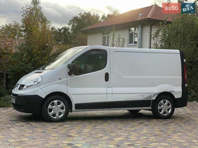 Белый Рено Трафик, объемом двигателя 2 л и пробегом 203 тыс. км за 9950 $, фото 39 на Automoto.ua