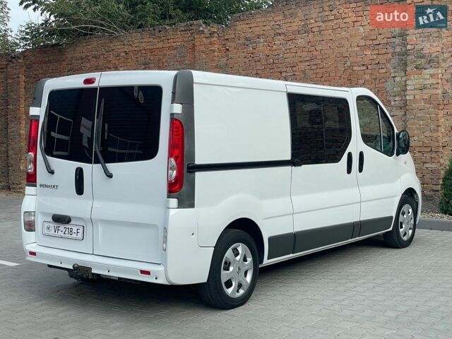 Белый Рено Трафик, объемом двигателя 0 л и пробегом 226 тыс. км за 14900 $, фото 13 на Automoto.ua