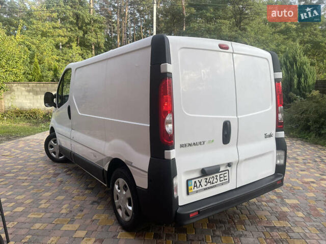 Белый Рено Трафик, объемом двигателя 2 л и пробегом 203 тыс. км за 9950 $, фото 7 на Automoto.ua