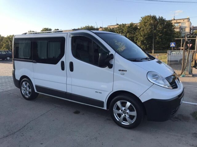 Білий Рено Трафік, об'ємом двигуна 0 л та пробігом 275 тис. км за 12500 $, фото 7 на Automoto.ua