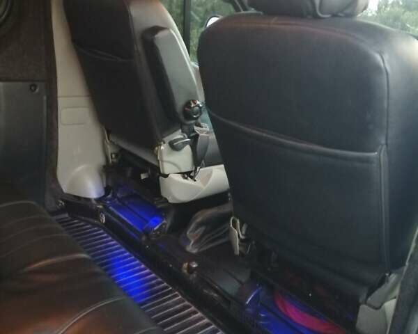 Белый Рено Трафик, объемом двигателя 2 л и пробегом 339 тыс. км за 13600 $, фото 5 на Automoto.ua