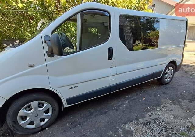 Білий Рено Трафік, об'ємом двигуна 2 л та пробігом 255 тис. км за 14300 $, фото 13 на Automoto.ua