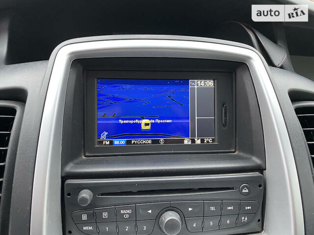 Білий Рено Трафік, об'ємом двигуна 2 л та пробігом 200 тис. км за 13500 $, фото 9 на Automoto.ua