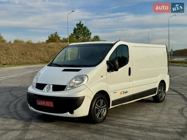Белый Рено Трафик, объемом двигателя 2 л и пробегом 252 тыс. км за 12550 $, фото 7 на Automoto.ua