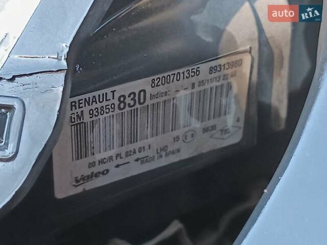 Білий Рено Трафік, об'ємом двигуна 2 л та пробігом 299 тис. км за 9999 $, фото 5 на Automoto.ua