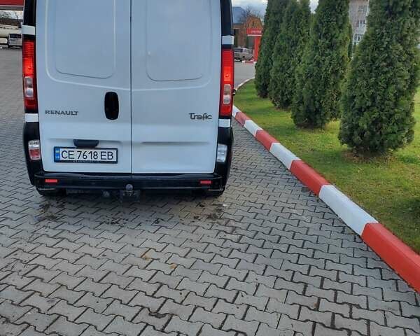 Белый Рено Трафик, объемом двигателя 2 л и пробегом 350 тыс. км за 12750 $, фото 27 на Automoto.ua