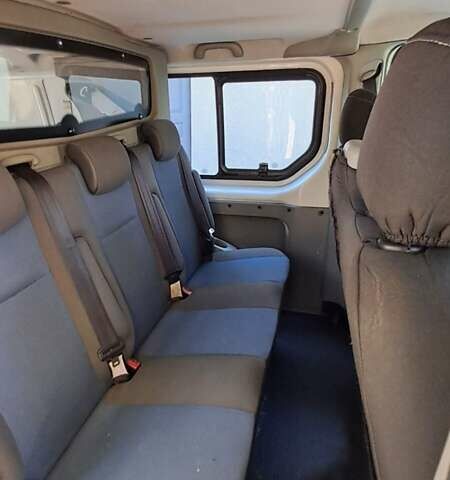 Білий Рено Трафік, об'ємом двигуна 2 л та пробігом 255 тис. км за 14300 $, фото 27 на Automoto.ua