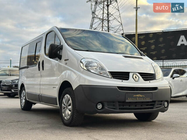 Белый Рено Трафик, объемом двигателя 2 л и пробегом 342 тыс. км за 8800 $, фото 8 на Automoto.ua