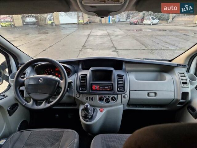 Белый Рено Трафик, объемом двигателя 2 л и пробегом 224 тыс. км за 11999 $, фото 18 на Automoto.ua