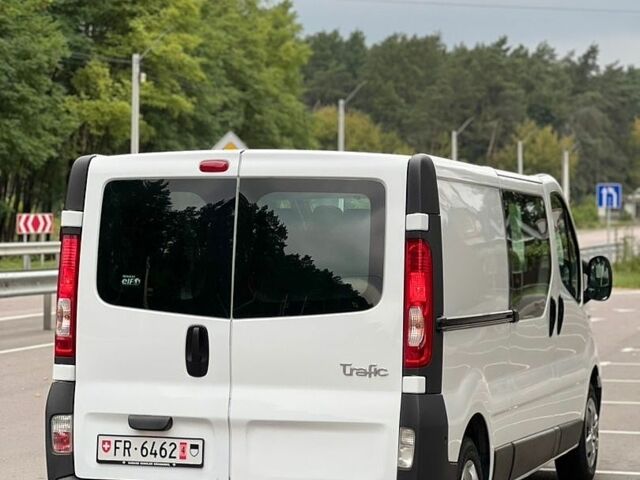 Білий Рено Трафік, об'ємом двигуна 2 л та пробігом 227 тис. км за 14900 $, фото 8 на Automoto.ua
