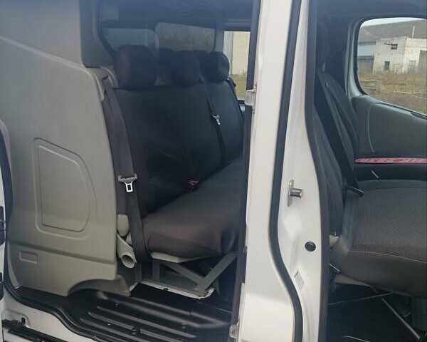 Белый Рено Трафик, объемом двигателя 2 л и пробегом 210 тыс. км за 12300 $, фото 9 на Automoto.ua