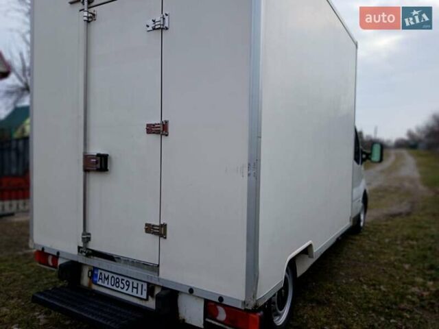 Білий Рено Трафік, об'ємом двигуна 2 л та пробігом 390 тис. км за 9500 $, фото 17 на Automoto.ua