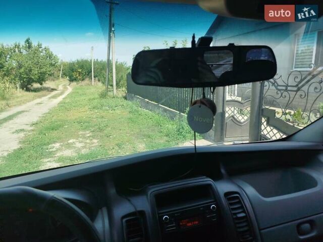 Белый Рено Трафик, объемом двигателя 2 л и пробегом 317 тыс. км за 10500 $, фото 10 на Automoto.ua