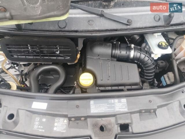 Белый Рено Трафик, объемом двигателя 2 л и пробегом 230 тыс. км за 13700 $, фото 27 на Automoto.ua