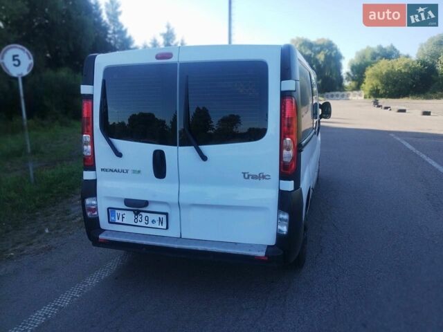 Білий Рено Трафік, об'ємом двигуна 2 л та пробігом 293 тис. км за 13950 $, фото 6 на Automoto.ua