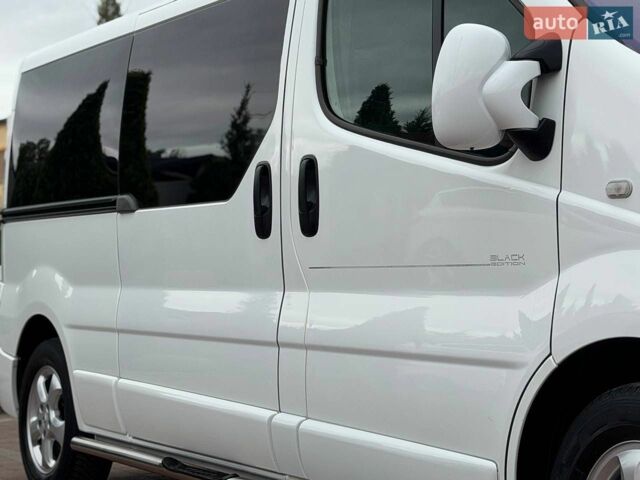 Білий Рено Трафік, об'ємом двигуна 2 л та пробігом 280 тис. км за 14950 $, фото 27 на Automoto.ua