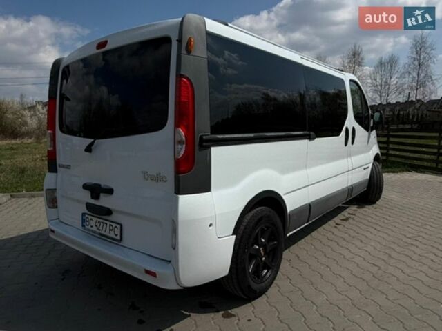 Белый Рено Трафик, объемом двигателя 2 л и пробегом 325 тыс. км за 15500 $, фото 15 на Automoto.ua