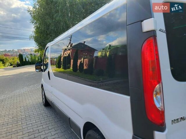Білий Рено Трафік, об'ємом двигуна 2 л та пробігом 283 тис. км за 14700 $, фото 59 на Automoto.ua