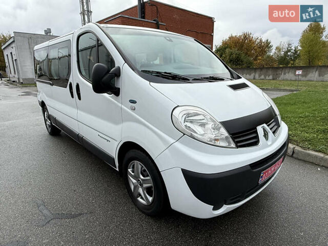 Белый Рено Трафик, объемом двигателя 2 л и пробегом 280 тыс. км за 15800 $, фото 41 на Automoto.ua