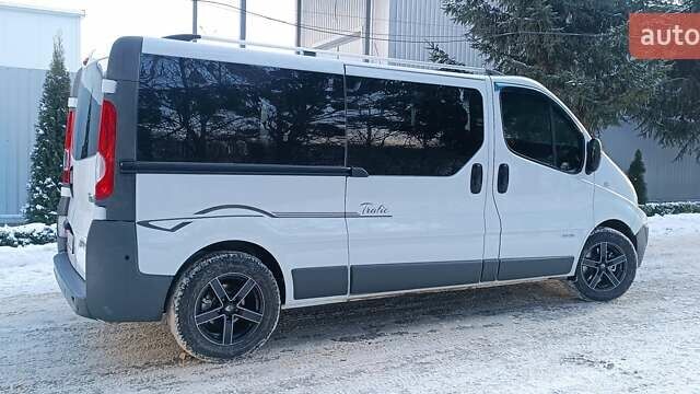 Белый Рено Трафик, объемом двигателя 2 л и пробегом 363 тыс. км за 13350 $, фото 8 на Automoto.ua