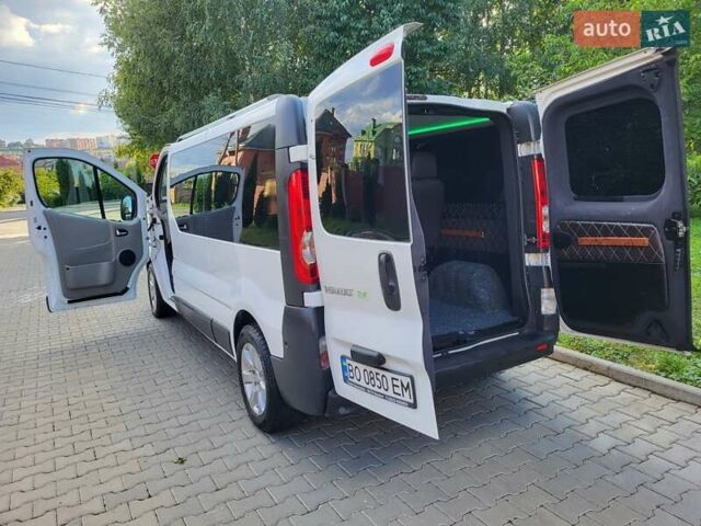 Білий Рено Трафік, об'ємом двигуна 2 л та пробігом 283 тис. км за 14700 $, фото 89 на Automoto.ua