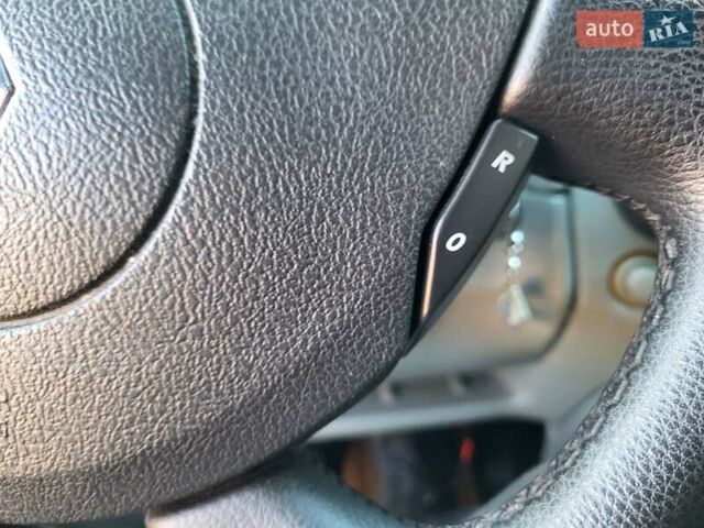 Білий Рено Трафік, об'ємом двигуна 2 л та пробігом 283 тис. км за 14700 $, фото 148 на Automoto.ua