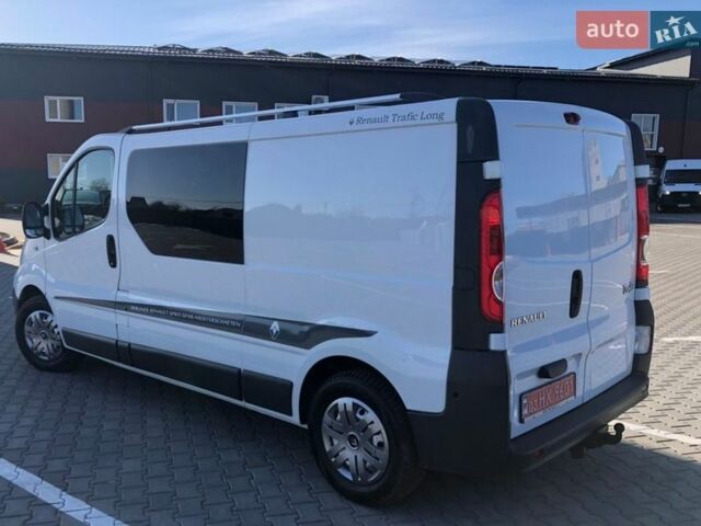 Белый Рено Трафик, объемом двигателя 2 л и пробегом 256 тыс. км за 14700 $, фото 5 на Automoto.ua