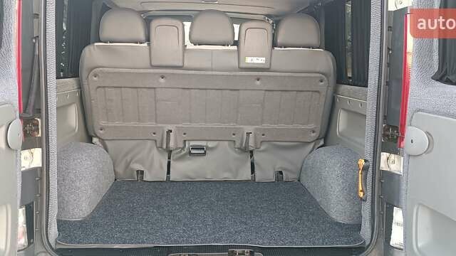 Белый Рено Трафик, объемом двигателя 2 л и пробегом 363 тыс. км за 13350 $, фото 48 на Automoto.ua