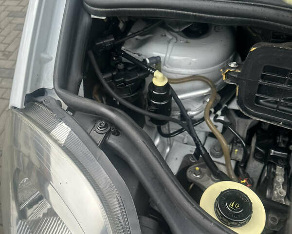 Белый Рено Трафик, объемом двигателя 2 л и пробегом 189 тыс. км за 13600 $, фото 69 на Automoto.ua