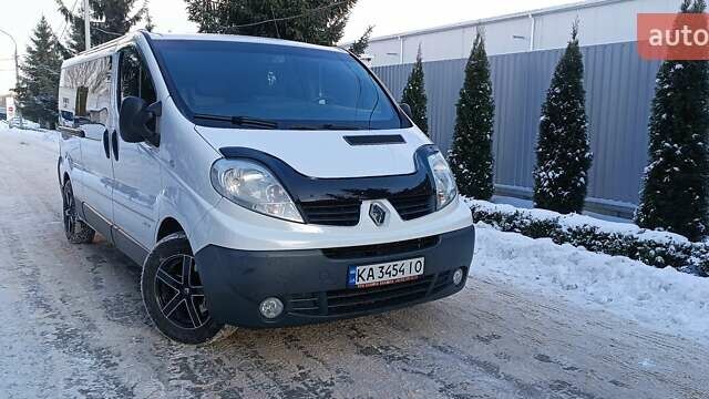 Белый Рено Трафик, объемом двигателя 2 л и пробегом 363 тыс. км за 13350 $, фото 16 на Automoto.ua