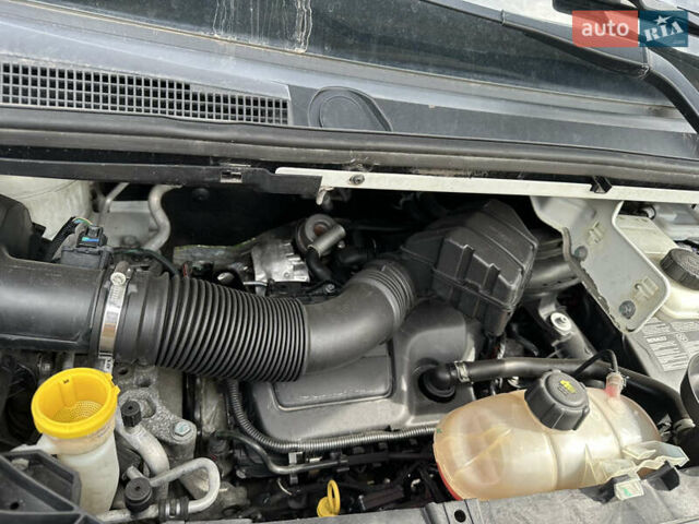 Белый Рено Трафик, объемом двигателя 1.6 л и пробегом 223 тыс. км за 13749 $, фото 41 на Automoto.ua