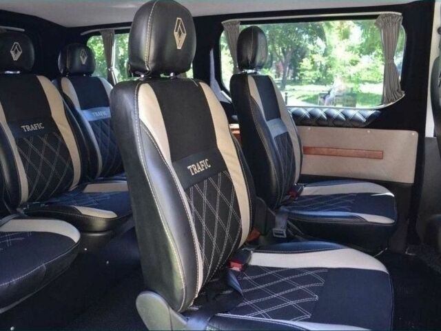 Белый Рено Трафик, объемом двигателя 1.6 л и пробегом 237 тыс. км за 15995 $, фото 14 на Automoto.ua